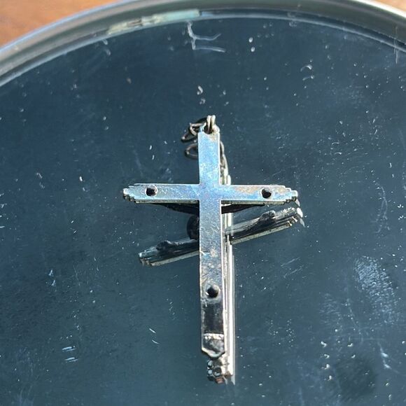 Vintage Italian made silver tone Inri Jesus on the Cross pendant for a rosary - Picture 2 of 5